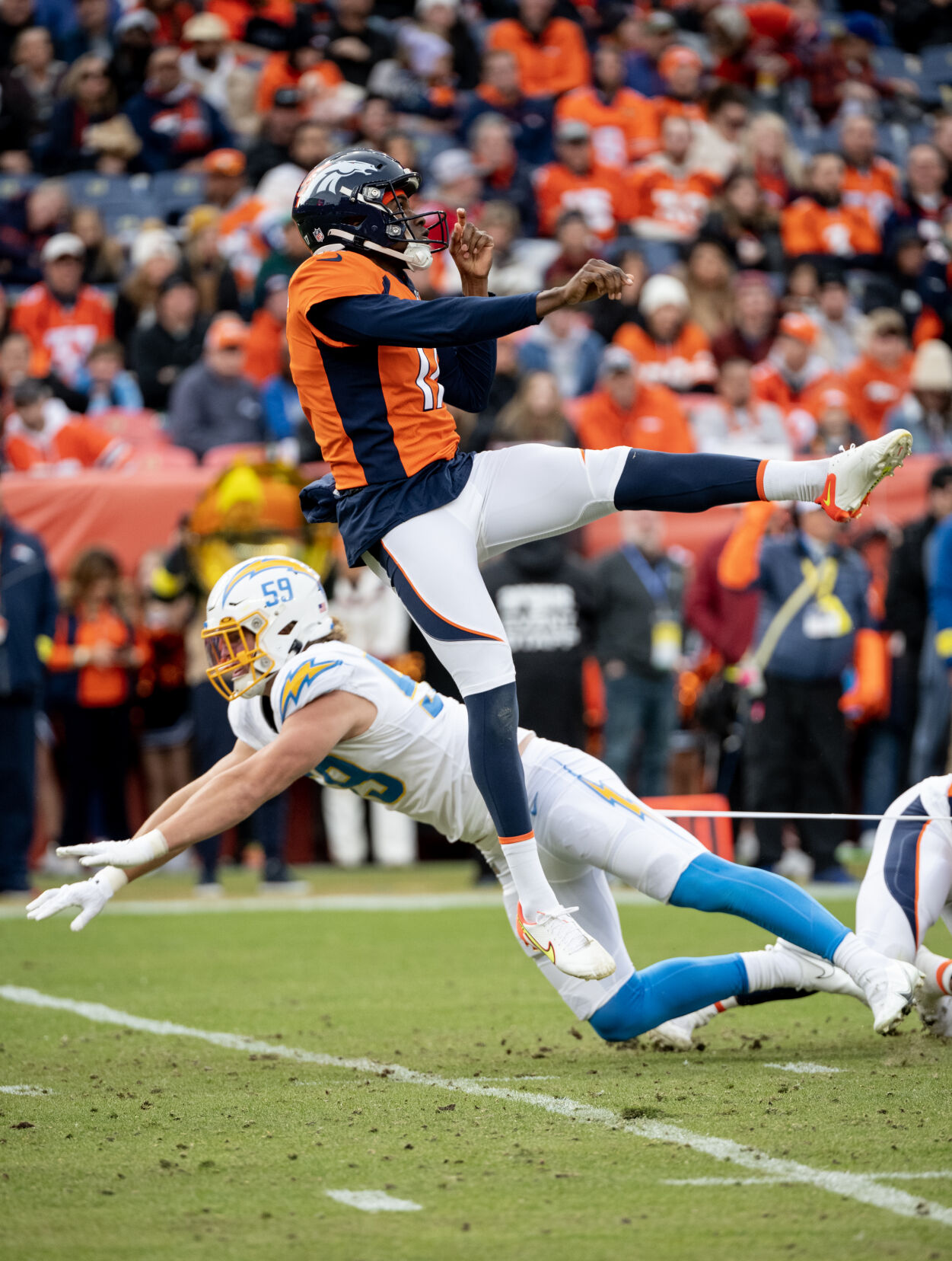 010823-sports-broncos 30.JPG